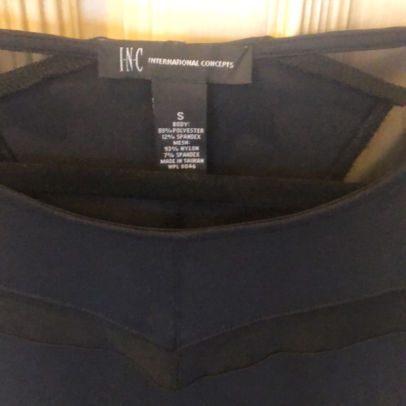 Black fitted top - Picture 2 of 3